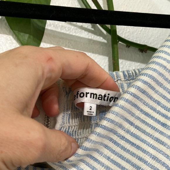 Reformation Adriel Linen Dress size 2 - Picture 6 of 8